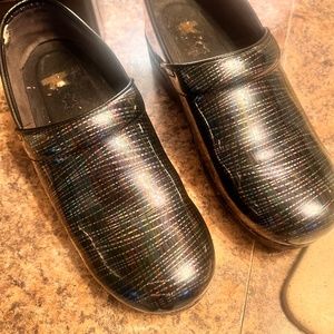 Dansko women’s size 10